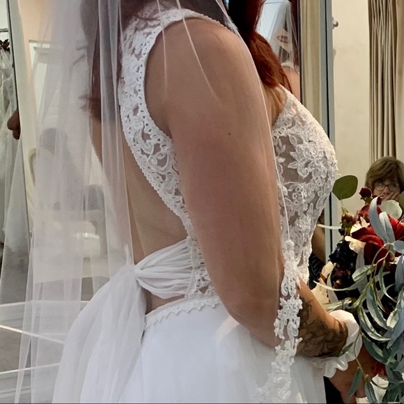 Sophias wedding dress - Picture 5 of 7